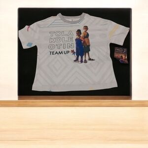 Disney White Short Sleeve Graphic Tee